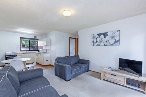 Eastern Beach Unit #1 - Accommodation Coffs Harbour 2