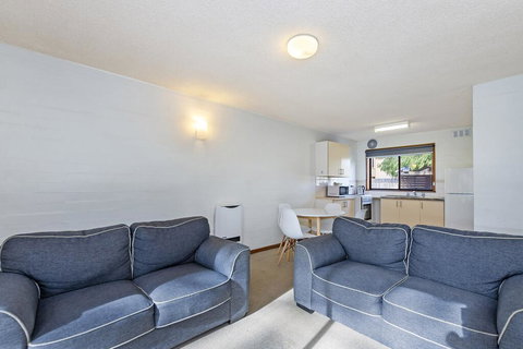 Eastern Beach Units #2 - Accommodation Coffs Harbour 2
