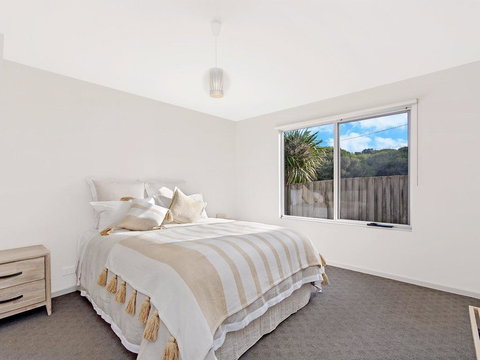 ESCAPE 2 BROPHY - Accommodation Coffs Harbour 2