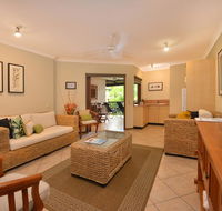 EscapeHibiscus - Accommodation Coffs Harbour
