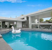 Essence of Broadbeach - Accommodation Coffs Harbour