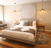 EVOLVE Near Adelaide CBD - Netflix / Wine / Lock up Garage - Accommodation Coffs Harbour