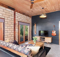 Falls River Luxury Accommodation - Accommodation Coffs Harbour