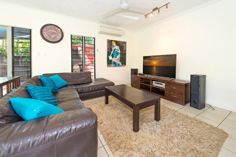 Fannie Bay Art House - Accommodation Coffs Harbour 3