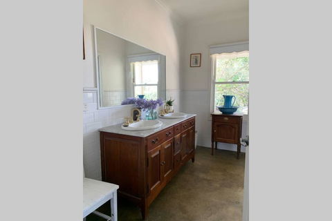 Farm House At The Gateway To The King Valley - Accommodation Coffs Harbour 1