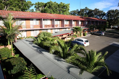 Flinders Motel - Accommodation Coffs Harbour 0