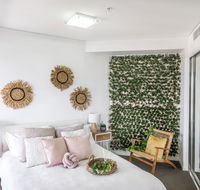 Forest themed APT in the Heart of Brisbane CBD - Accommodation Coffs Harbour