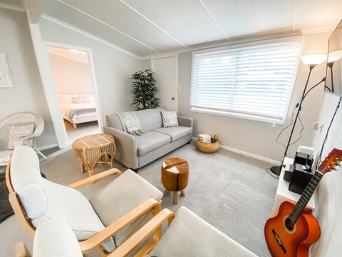 Frangipani Cottage - Accommodation Coffs Harbour 0