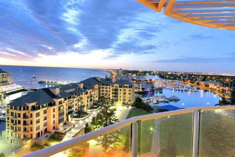 GLENELG Five Stars - Accommodation Coffs Harbour 0