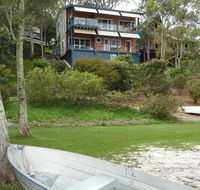 Green Point Lakehouse - Accommodation Coffs Harbour