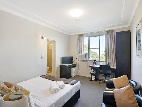 Greenwich Inn Motel - Accommodation Coffs Harbour 0