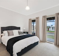 GUILDFORD COTTAGE - Accommodation Coffs Harbour