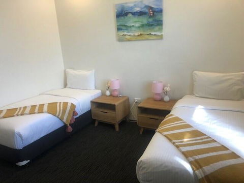 Gunyah Hotel - Accommodation Coffs Harbour 1