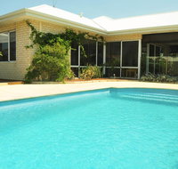 Halls Head Holiday Home - Accommodation Coffs Harbour