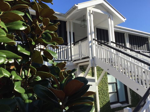 Heal House - Accommodation Coffs Harbour 3