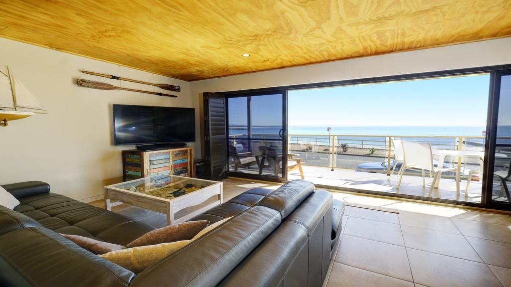 Sandbar NSW Accommodation Coffs Harbour