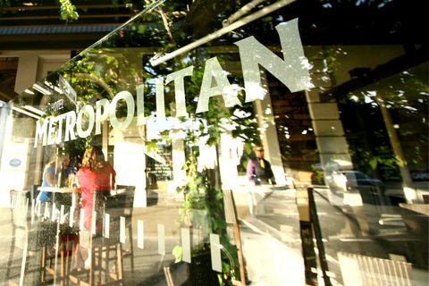 Hotel Metropolitan - Accommodation Coffs Harbour 0