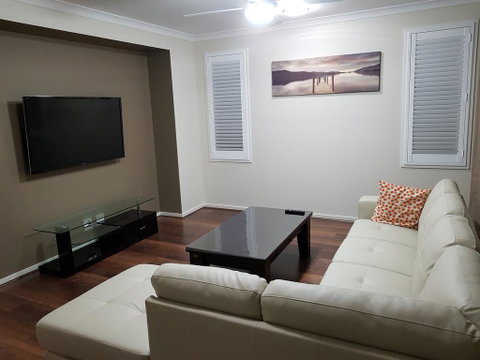 Jasper Place - Accommodation Coffs Harbour 2