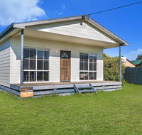 Julieanne - South beach home made for families - Accommodation Coffs Harbour