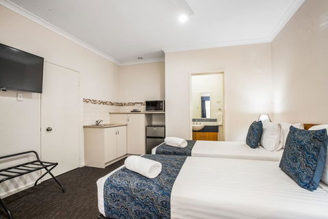 Karratha Central Apartments - Accommodation Coffs Harbour 3