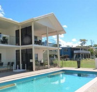 La Riviera - Accommodation Coffs Harbour