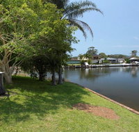 LAKE HOUSE ON ELOUERA - Accommodation Coffs Harbour