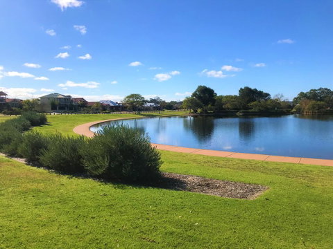 Lakeside Fun House Near The Swan Valley - Accommodation Coffs Harbour 3