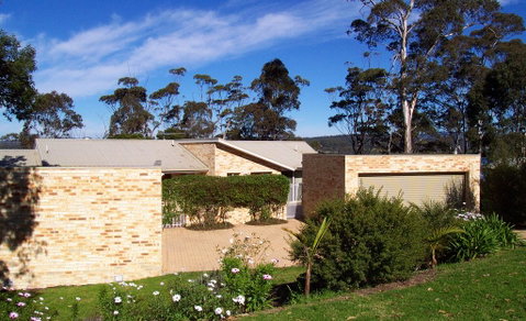 LAKESIDE2 - Accommodation Coffs Harbour 0