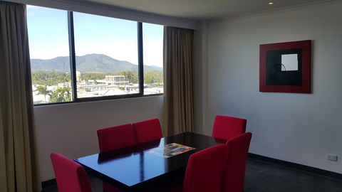 Leichhardt Hotel - Accommodation Coffs Harbour 2
