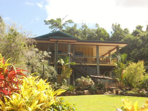 Licuala Lodge - Accommodation Coffs Harbour 0