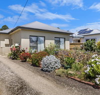 Linsdale - Accommodation Coffs Harbour