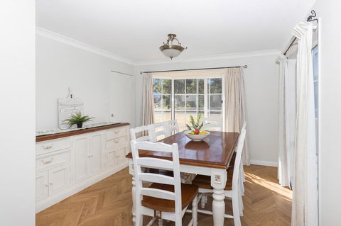 Macleay Street 23, Narrawallee - Accommodation Coffs Harbour 3