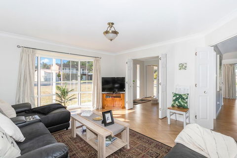Macleay Street 23, Narrawallee - Accommodation Coffs Harbour 0