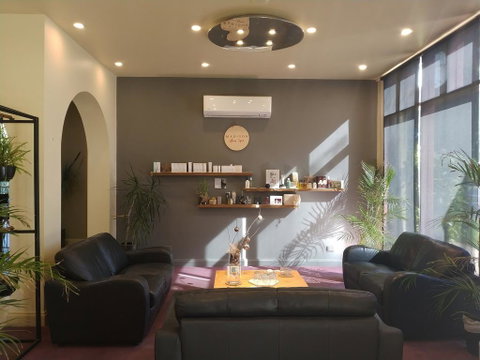Madison Spa Motel - Adults Only - Accommodation Coffs Harbour 2