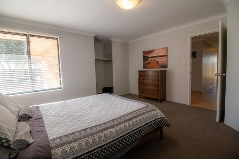 Madora Bay Beach House - Accommodation Coffs Harbour 3