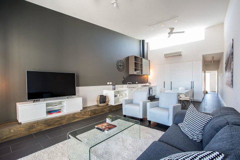 Magnificent Apartment + FREE Car Park Near CBD - Accommodation Coffs Harbour 2