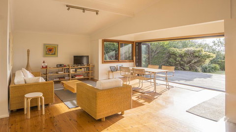 Malibu Drive 20 Bawley Point NSW - Accommodation Coffs Harbour 0