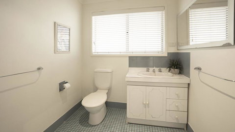 Malibu Drive 20 Bawley Point NSW - Accommodation Coffs Harbour 3