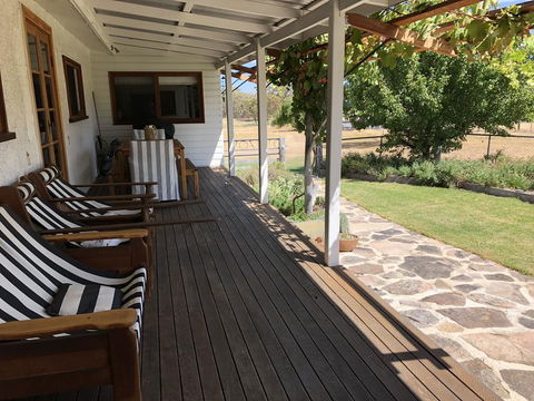 Mallow Cottage - Accommodation Coffs Harbour 0