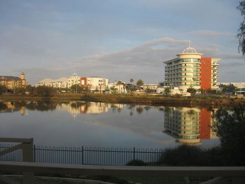 Mandurah Overlooking The Marina - Accommodation Coffs Harbour 1