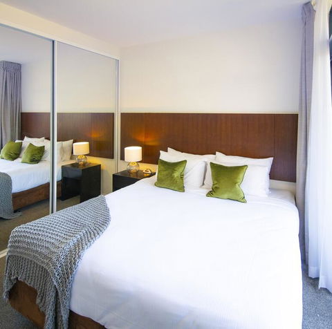 Mantra Wollongong - Accommodation Coffs Harbour 1