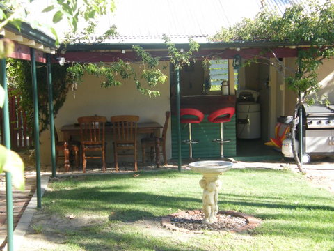 Meadow Cottage Guildford Western Australia - Accommodation Coffs Harbour 2