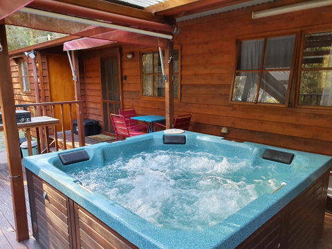 Melaleuca Seaside Retreat - Accommodation Coffs Harbour 2