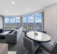 Meriton Suites Adelaide Street - Accommodation Coffs Harbour