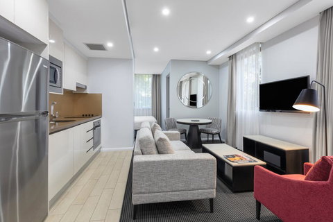 Meriton Suites North Ryde - Accommodation Coffs Harbour 0