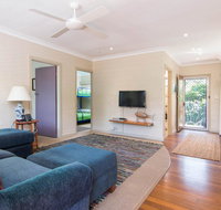 Middles - Villa Manyana 02 - Accommodation Coffs Harbour