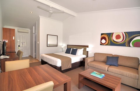 Mission Beach Resort - Accommodation Coffs Harbour 2