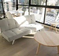 Modern Light-Filled 1 Bed in South Melbourne