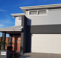 Modern two-story Hampton Style house - Accommodation Coffs Harbour