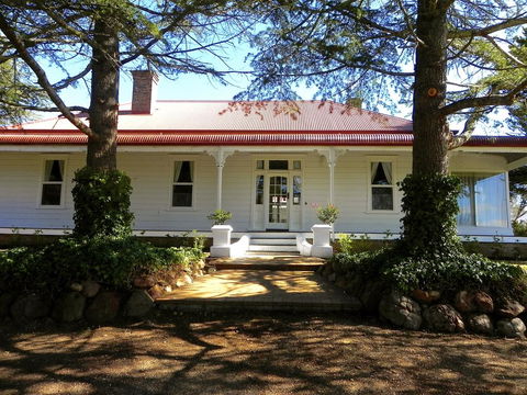 Moore Park Inn - Accommodation Coffs Harbour 0